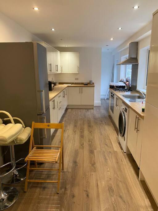 El - Bayt Villa Swansea Bagian luar foto