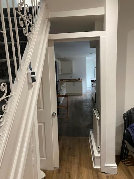 El - Bayt Villa Swansea Bagian luar foto